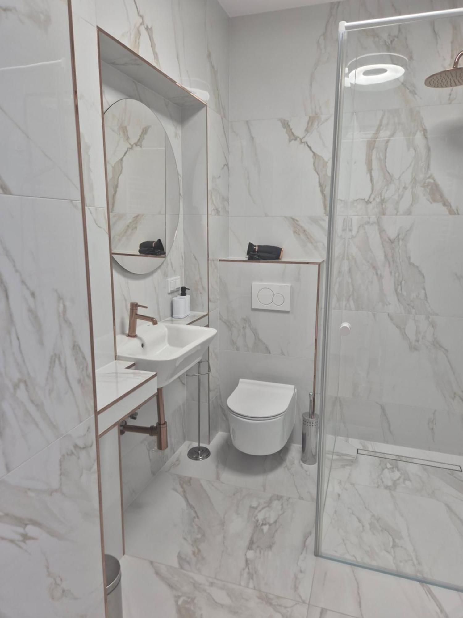 Aparthotel Miodowa 25 Krasków Εξωτερικό φωτογραφία